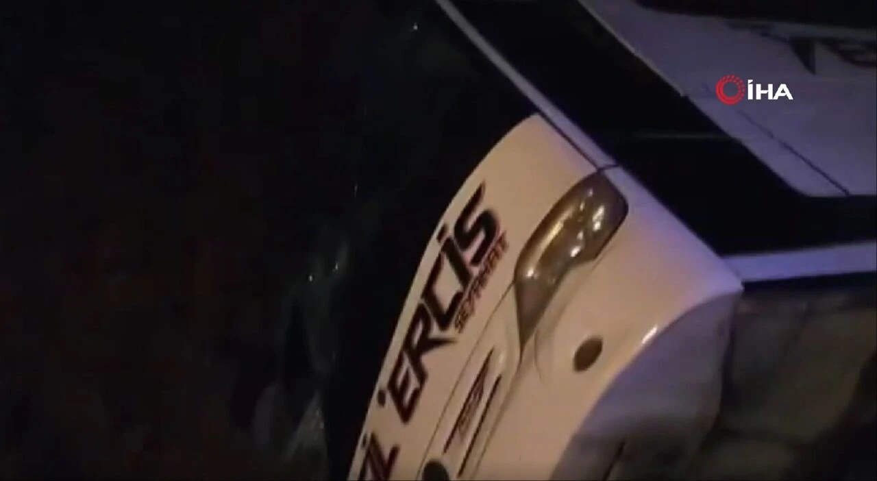 Son dakika | Sivas-Erzincan yolunda otobüs kazası: Çok sayıda yaralı var - 2. Resim