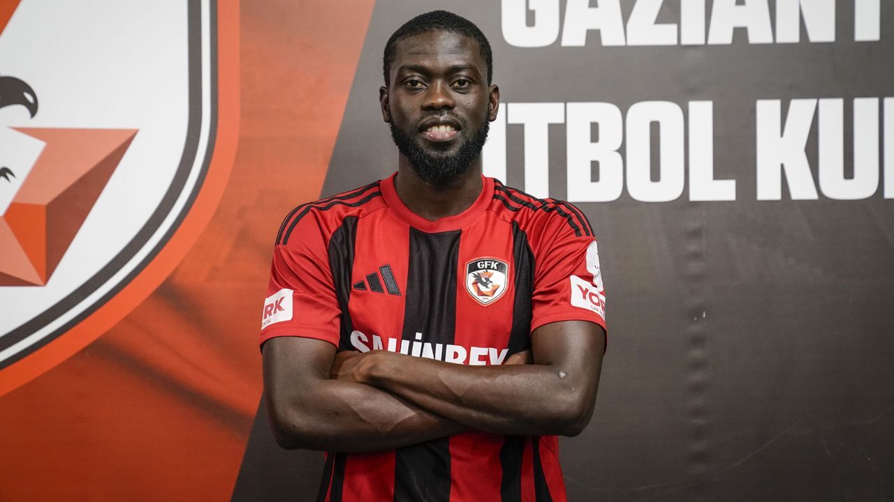 Badou Ndiaye, Gaziantep FK ile sözleşme imzaladı