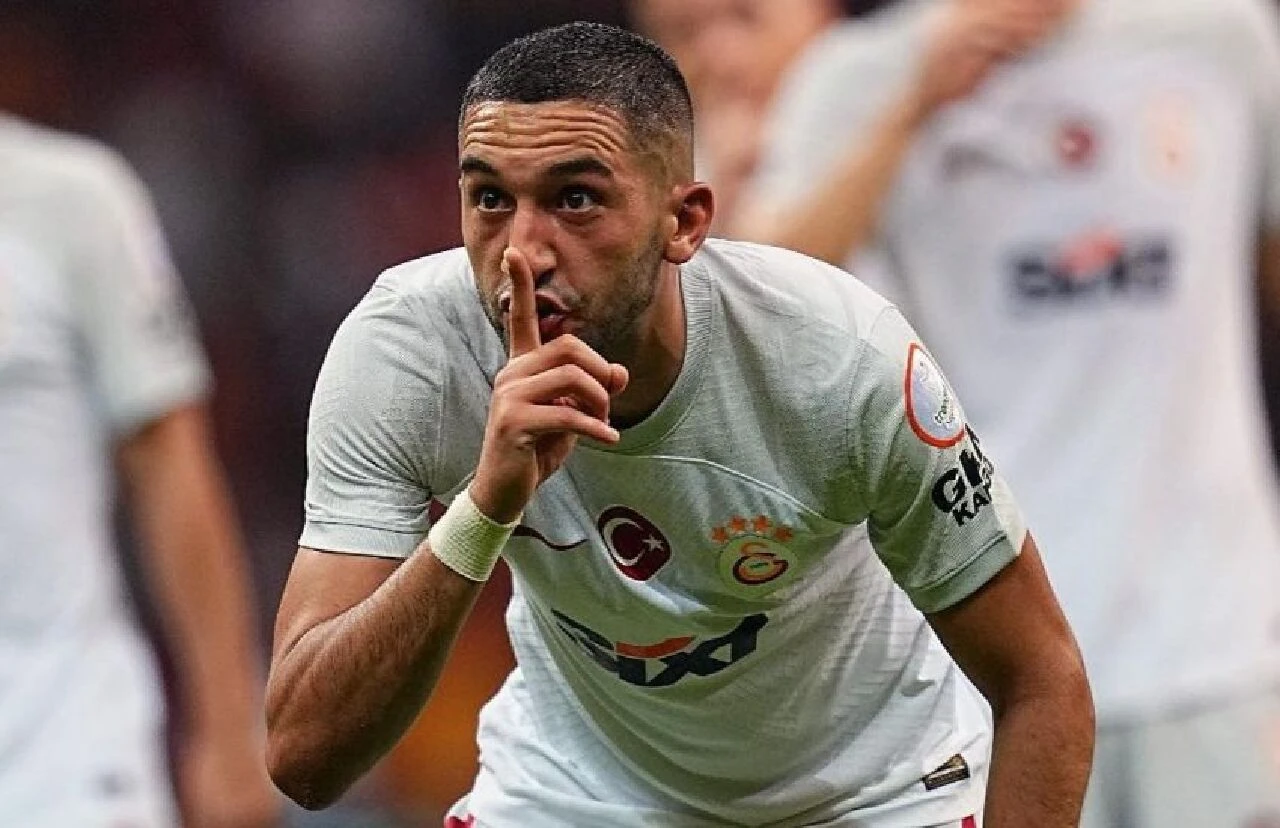 Galatasaray'da bir ayrılık daha: Hakim Ziyech'in yeni takımını duyurdular! - 1. Resim