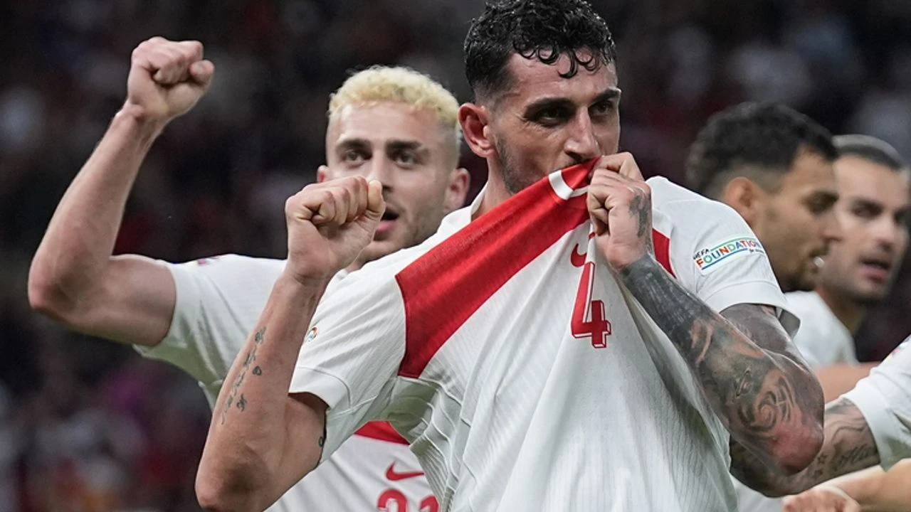 Galler Türkiye maçının hakemi Rohit Saggi karnesi! 4 Türk takımının maçını yönetti - 2. Resim