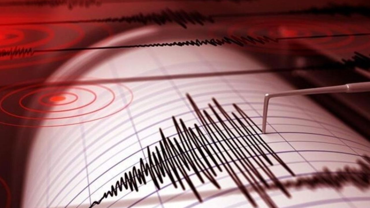 Son dakika | Akdeniz&#039;de deprem! AFAD büyüklüğü açıkladı