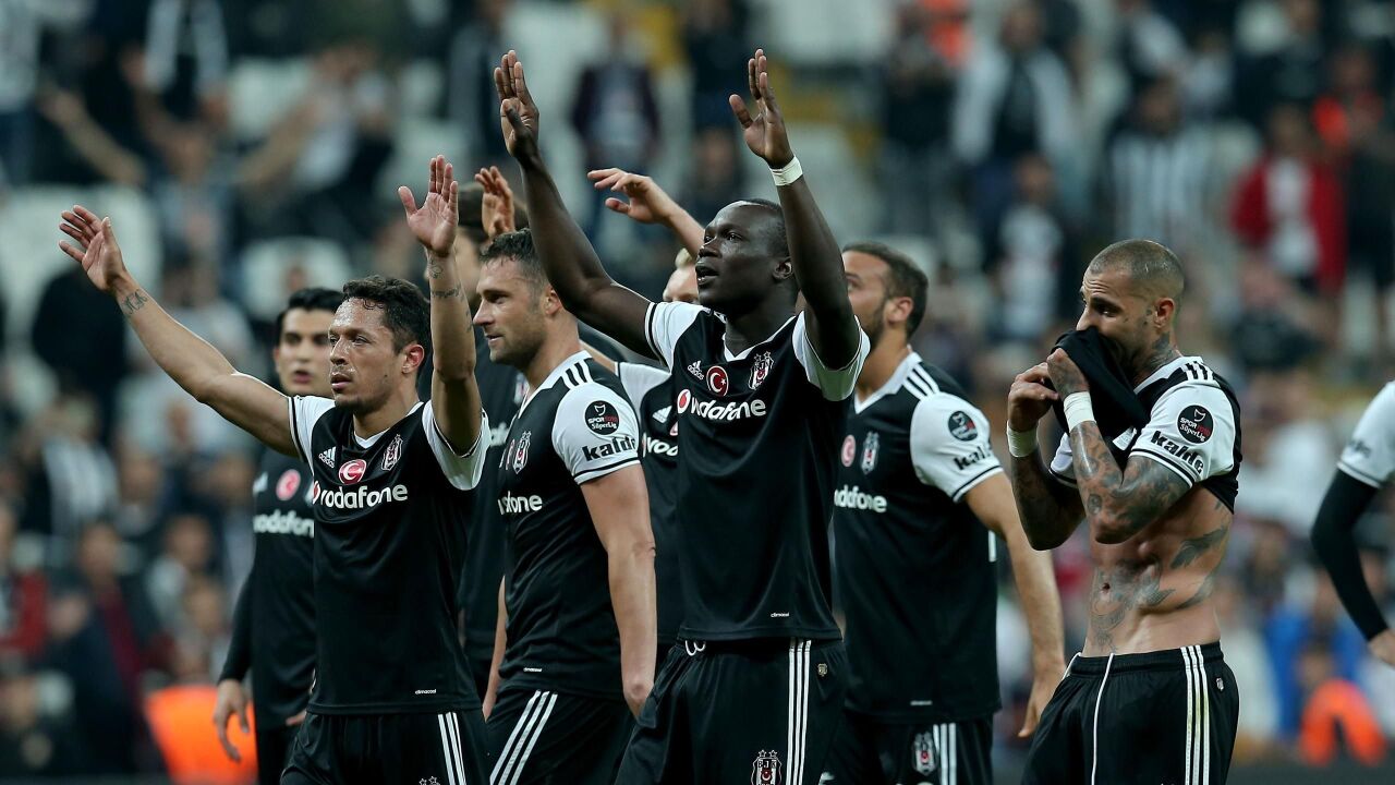 Beşiktaş’ın yıldız ismi Aboubakar Süper Lig ekibiyle anlaştı! 1 sezonluğuna kiralanacak - 1. Resim