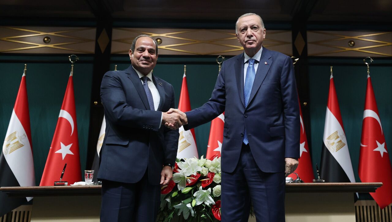 Cumhurbaşkanı Erdoğan ve Sisi görüşmesi sonrası Arap medyasından yorum yağdı - 1. Resim