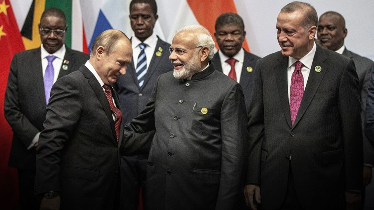 Rusya Türkiye&#039;nin BRICS&#039;e başvurduğunu duyurdu! ABD&#039;den yorum gecikmedi