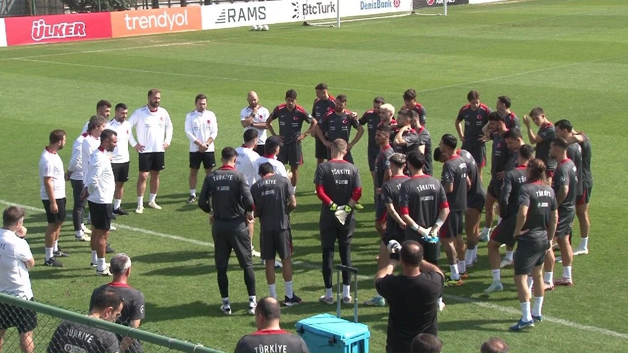 Türkiye - Galler maçı muhtemel 11 kadrosunda Mert Müldür ve Barış Alper yer alıyor - 2. Resim