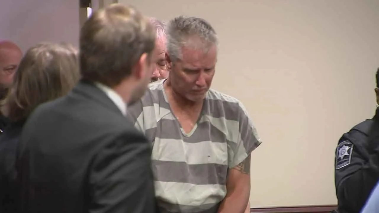 ABD’deki okul saldırısında yeni gelişme: 14 yaşındaki saldırganın babası tutuklandı - 1. Resim