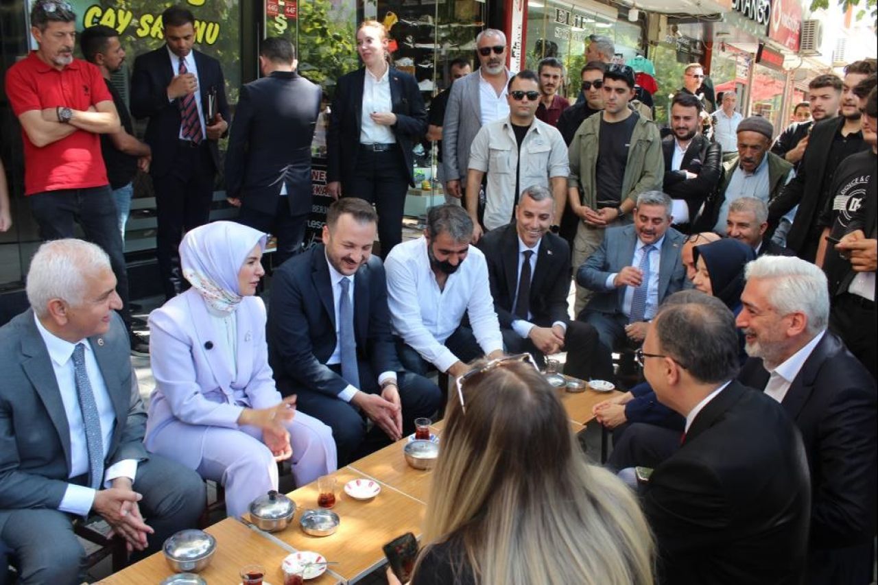 Aile ve Sosyal Hizmetler Bakanı Mahinur Özdemir Göktaş duyurdu: Yaşlı ve engelli aylıkları yatmaya başladı! - 3. Resim