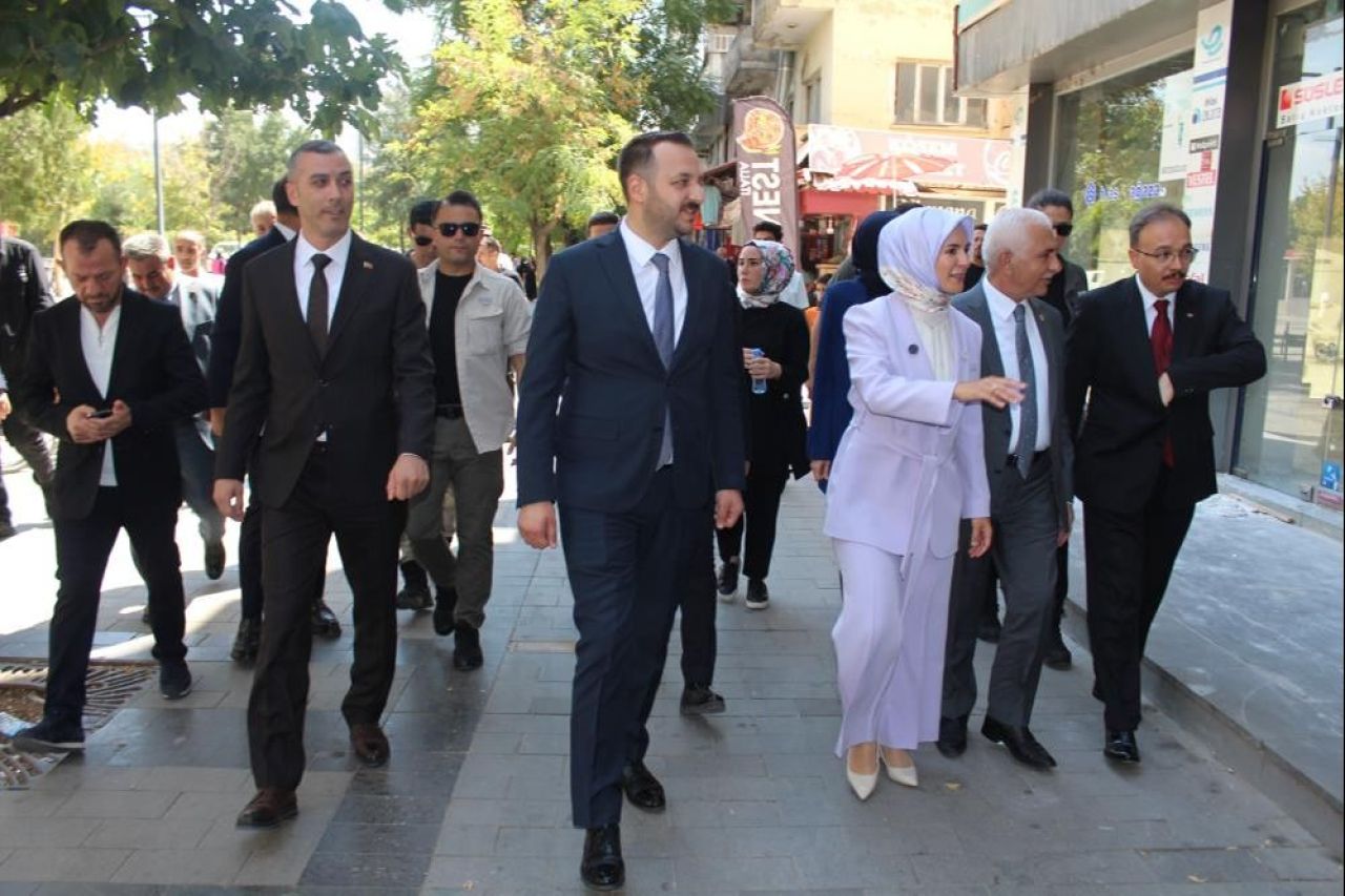 Aile ve Sosyal Hizmetler Bakanı Mahinur Özdemir Göktaş duyurdu: Yaşlı ve engelli aylıkları yatmaya başladı! - 1. Resim