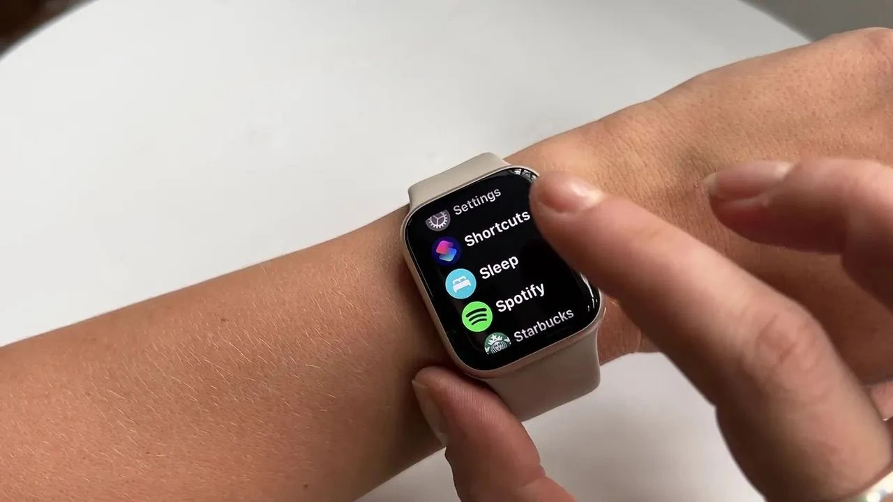 Apple Watch Series 10 geliyor: 4 önemli özelliği sızdırıldı
