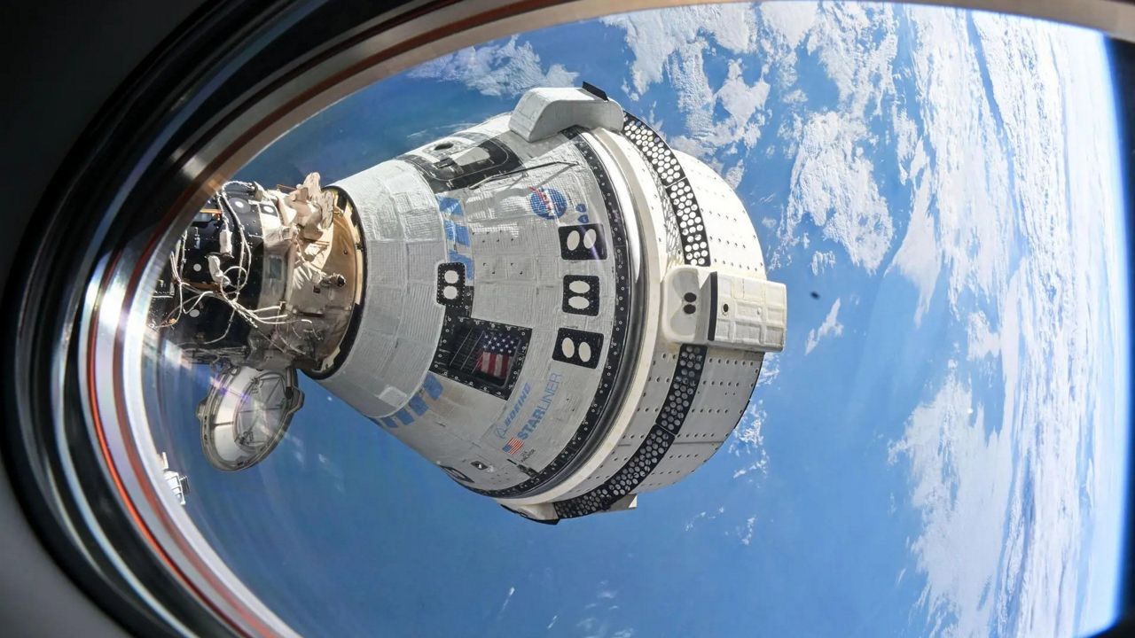 Boeing Starliner aracı Dünya&#039;ya döndü! Uzayda mahsur kalan astronotlar ise 2025&#039;i bekliyor