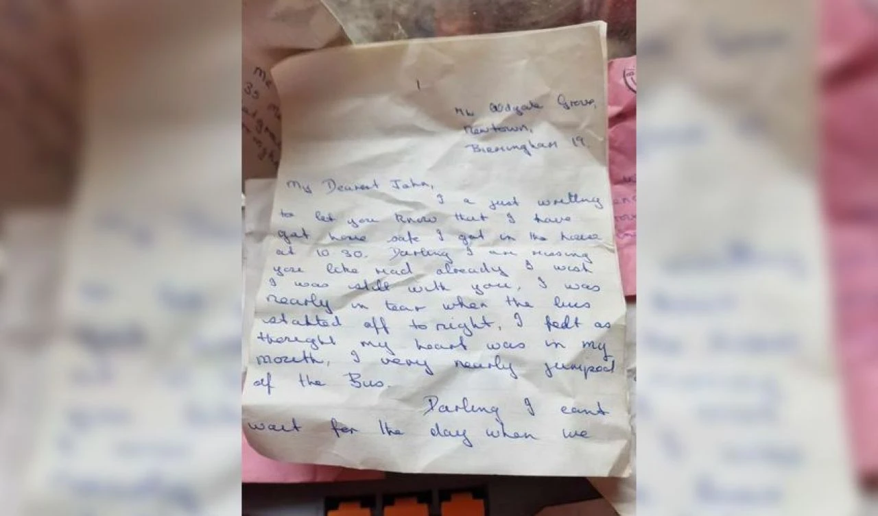 Evinin altında yarım yüzyıllık gizli mektup koleksiyonu buldu: Gözyaşlarına hakim olamadı - 5. Resim