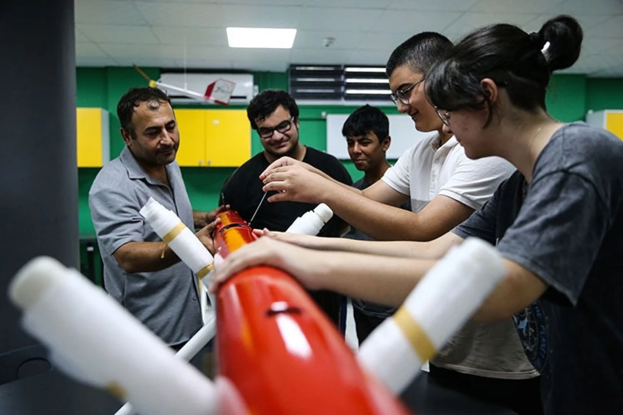 Lise öğrencileri geliştirdi: "Gökbörü" roketi, TEKNOFEST'te gökyüzüyle buluşacak