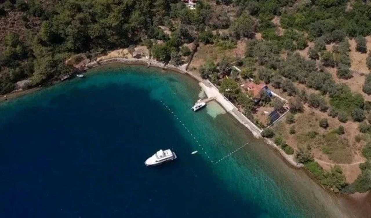 Şahan Gökbakar'ın Marmaris'teki villası kaçak çıktı! Yıkım kararı çıktı