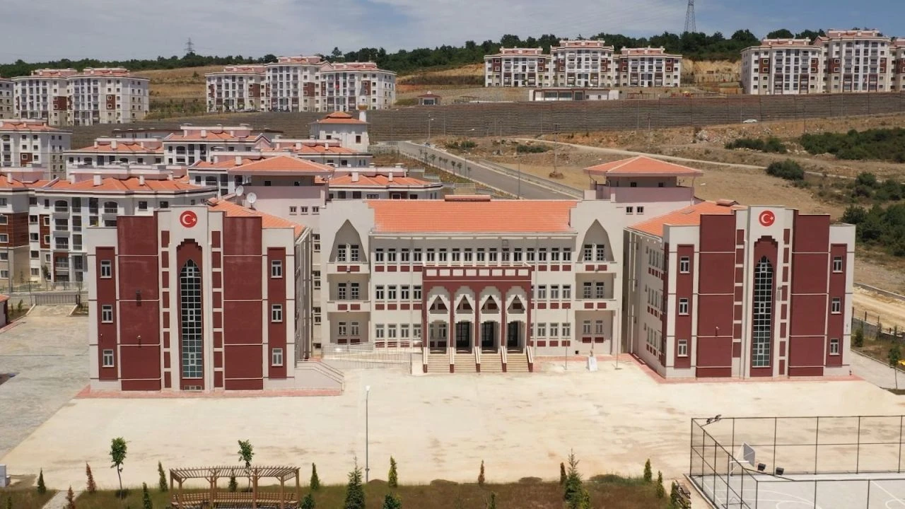TOKİ'den eğitim ve öğretime tam destek