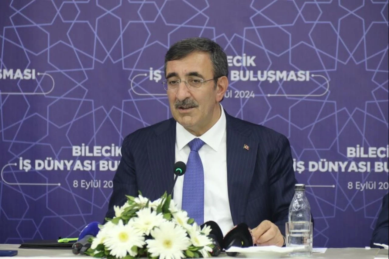 Cumhurbaşkanı Yardımcısı Cevdet Yılmaz’dan OVP vurgusu!