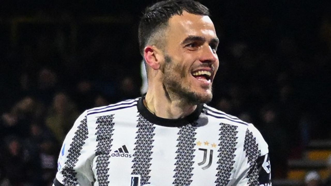 Fenerbahçe'nin yeni transferi Kostic İstanbul'da!