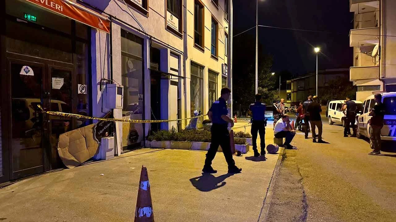 Sakarya'da dehşet! Başından silahla vurulan kadın hayatını kaybetti - 2. Resim