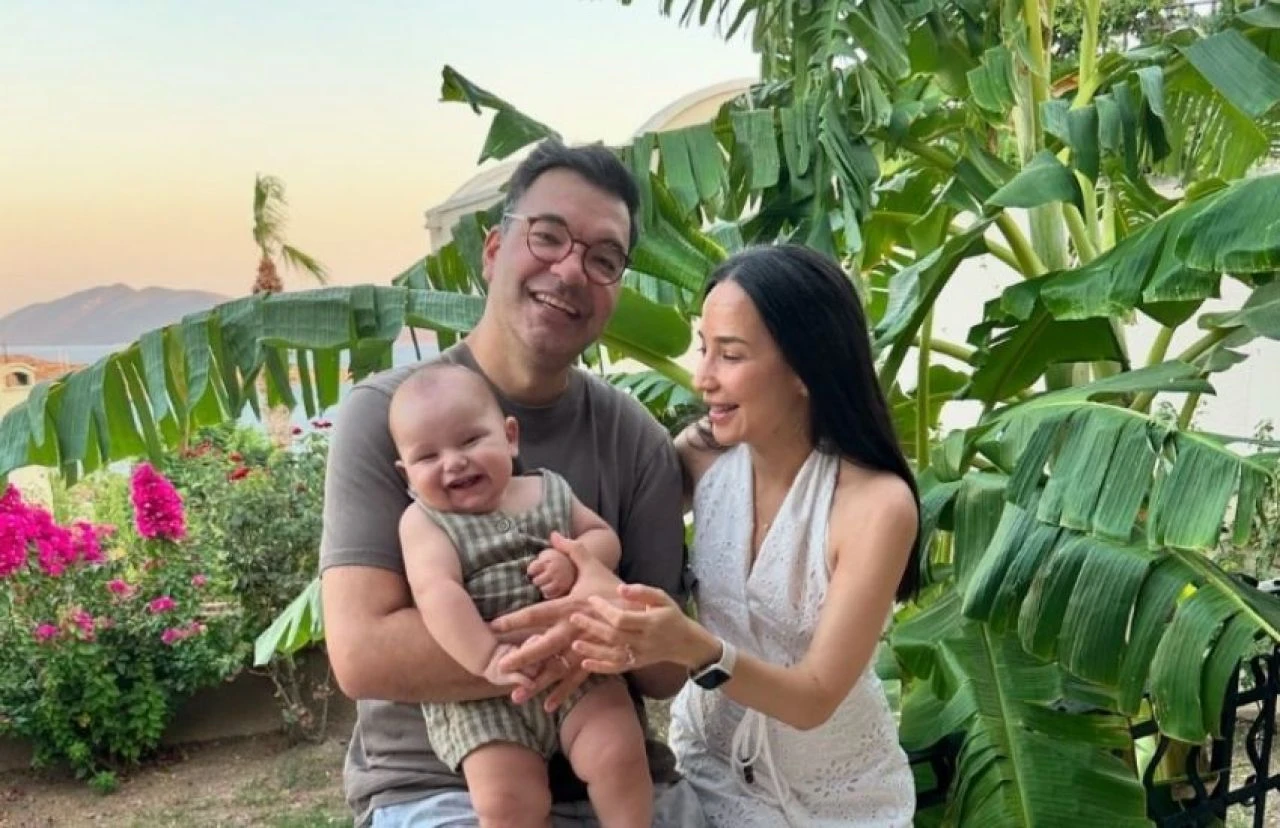 İpek Açar ikinci kez anne olmuştu! İlk kez oğlu Ömer'in yüzünü gösterdi - 1. Resim