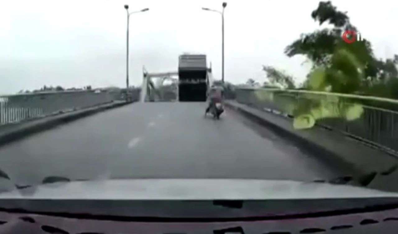 Uzak doğu ülkelerinin kabusu: Yagi Tayfunu! Tayland'da da ölümlere neden oldu