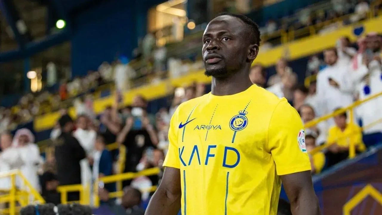 Dünyaca ünlü süper yıldız Mane Beşiktaş’a geliyor! Hasan Arat Suudi Arabistan ile temasa geçti