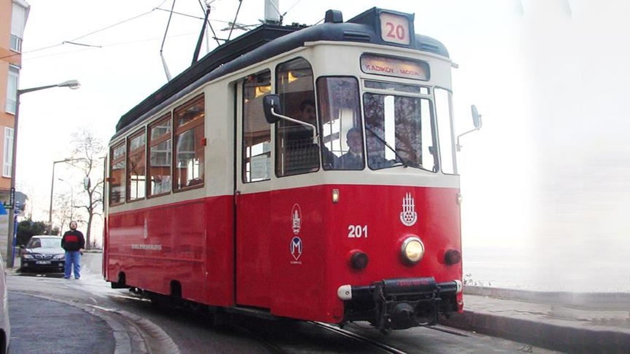 Emniyet kararıyla Kadıköy-Moda tramvay seferleri durduruldu