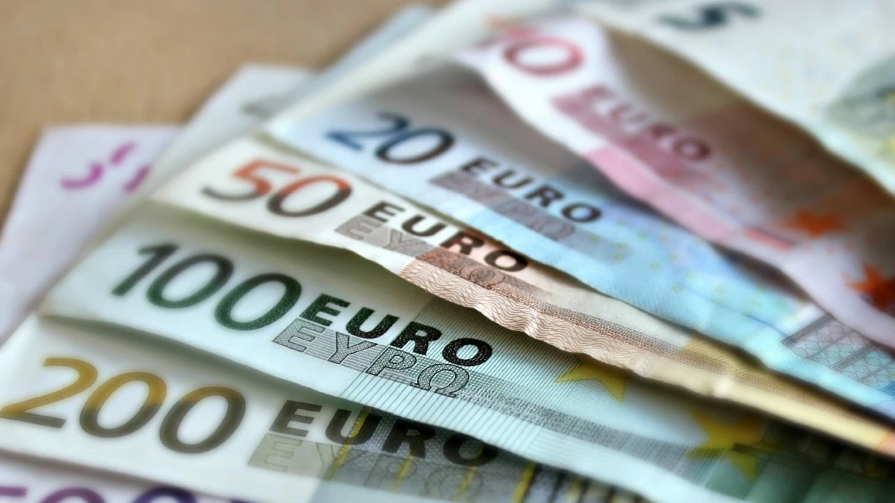 Euro dolarla aynı seviyeye düşecek! Morgan Stanley'den kötümser öngörü - 1. Resim