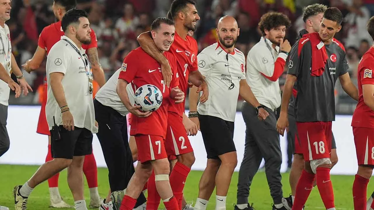 Kerem Aktürkoğlu'ndan 2 başarı birden: Burak Yılmaz'dan sonra bir ilk!