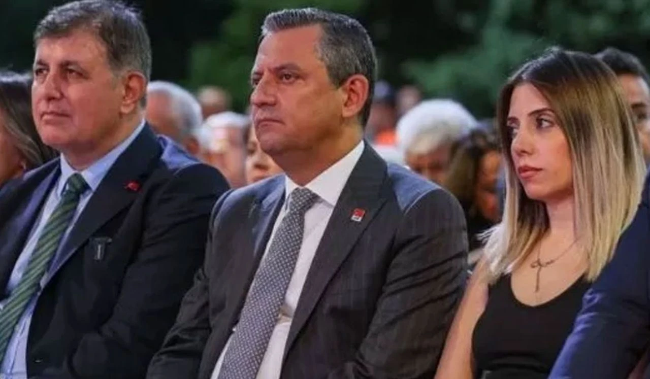 Son dakika | Cumhurbaşkanı Erdoğan'dan Özgür Özel'e 'Dilruba' tepkisi: Millete özür borcun var - 3. Resim
