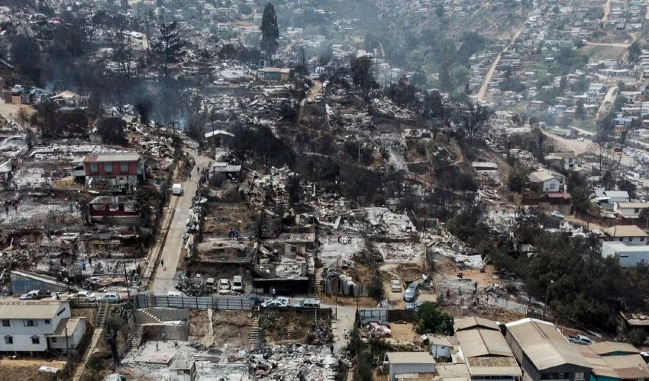 Mesai ücreti uğruna şehri ateşe veren itfaiyeci! Bir kere 'kahraman' oldu hızını alamadı