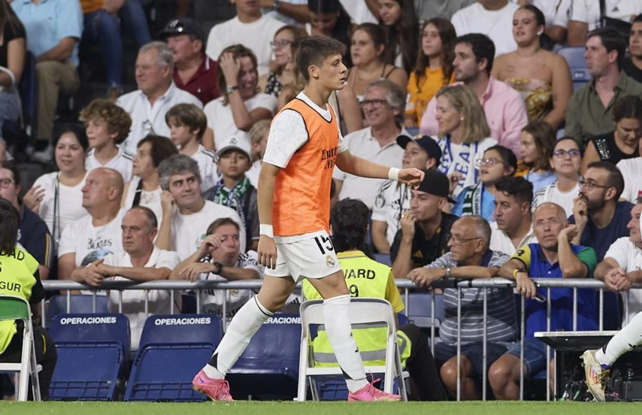 Carlo Ancelotti'den Real Sociedad maçı öncesi Arda Güler kararı! - 1. Resim