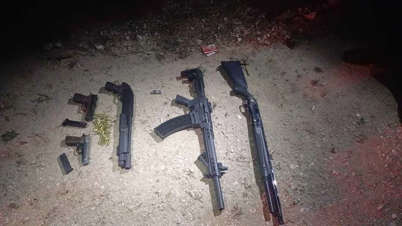 Polis şüphe ettiği kamyoneti durdurdu, içinden çıkanlar şoke etti - 1. Resim
