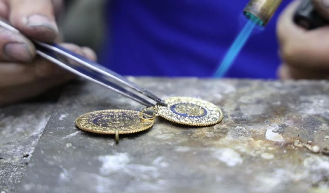 Sahte altına dikkat! 7 gramlık fark her şeyi değiştirebilir: Kuyumcular tek tek açıkladı