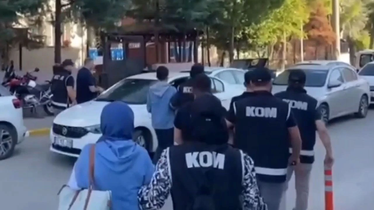 Balıkesir'de FETÖ operasyonu! 'Emniyet mahrem imamı' yakalandı