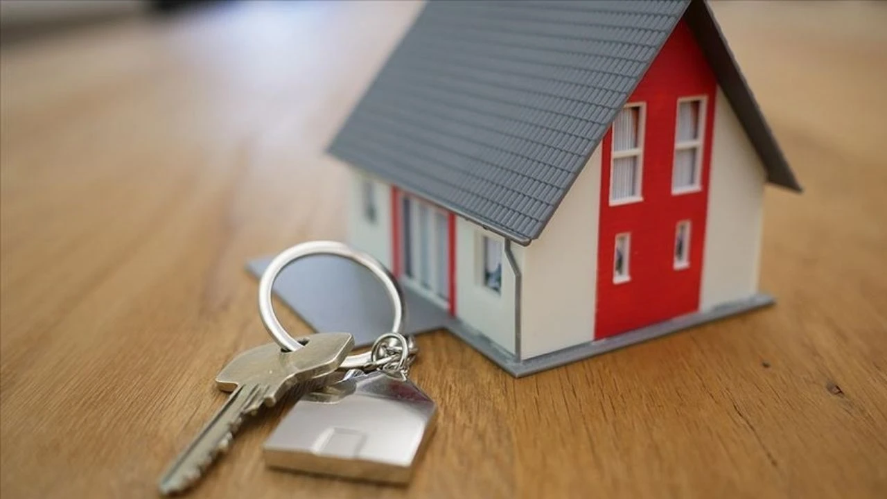 Emlakçılar 15 Eylül'e hazırlanıyor! Yeni dönem için 20 bin kişi başvuru yaptı - 3. Resim