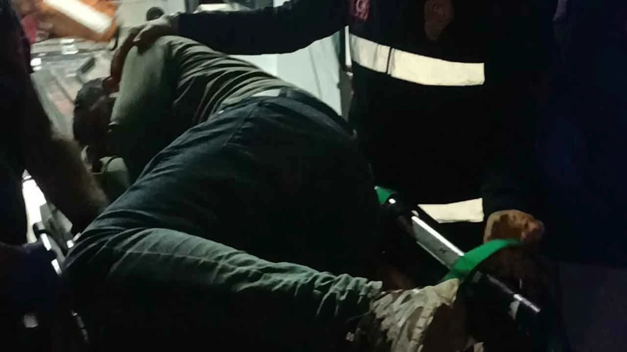 'Kuyuya düştüm' diye telefon eden kişi 4,5 saat sonra kurtarıldı