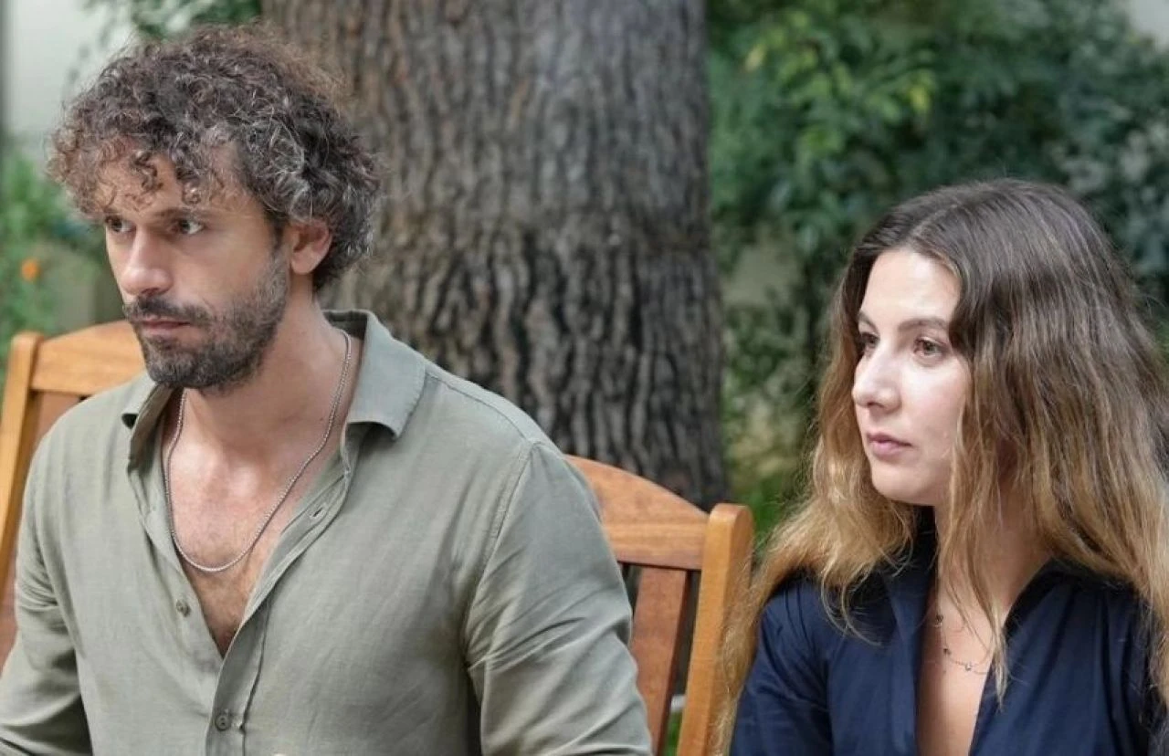 Leyla dizisinin küçük Leyla’sı Melisa Duru Ünal’dan oyunculuk resitali! Herkes onu konuşuyor - 3. Resim