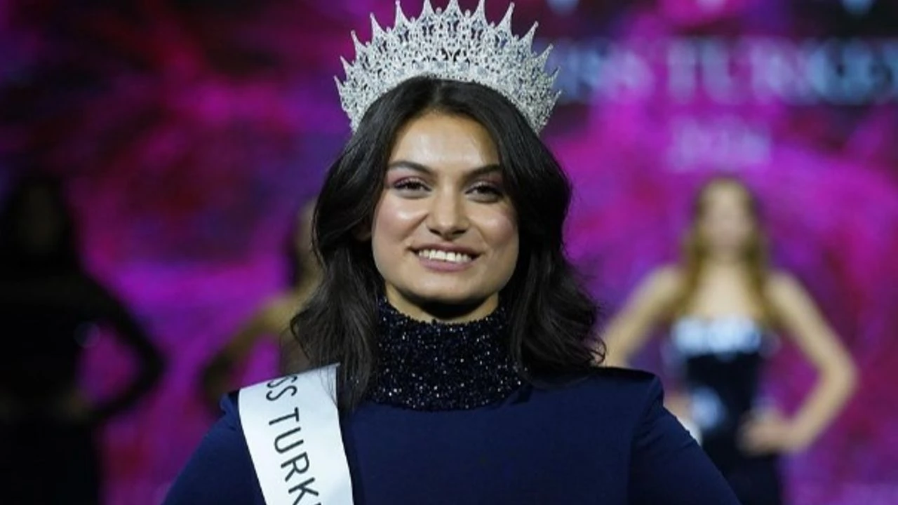 Miss Turkey ikincisi Türkiye'nin bu yıl Miss Universe'e katılmayacağı için seçilmedi - 1. Resim