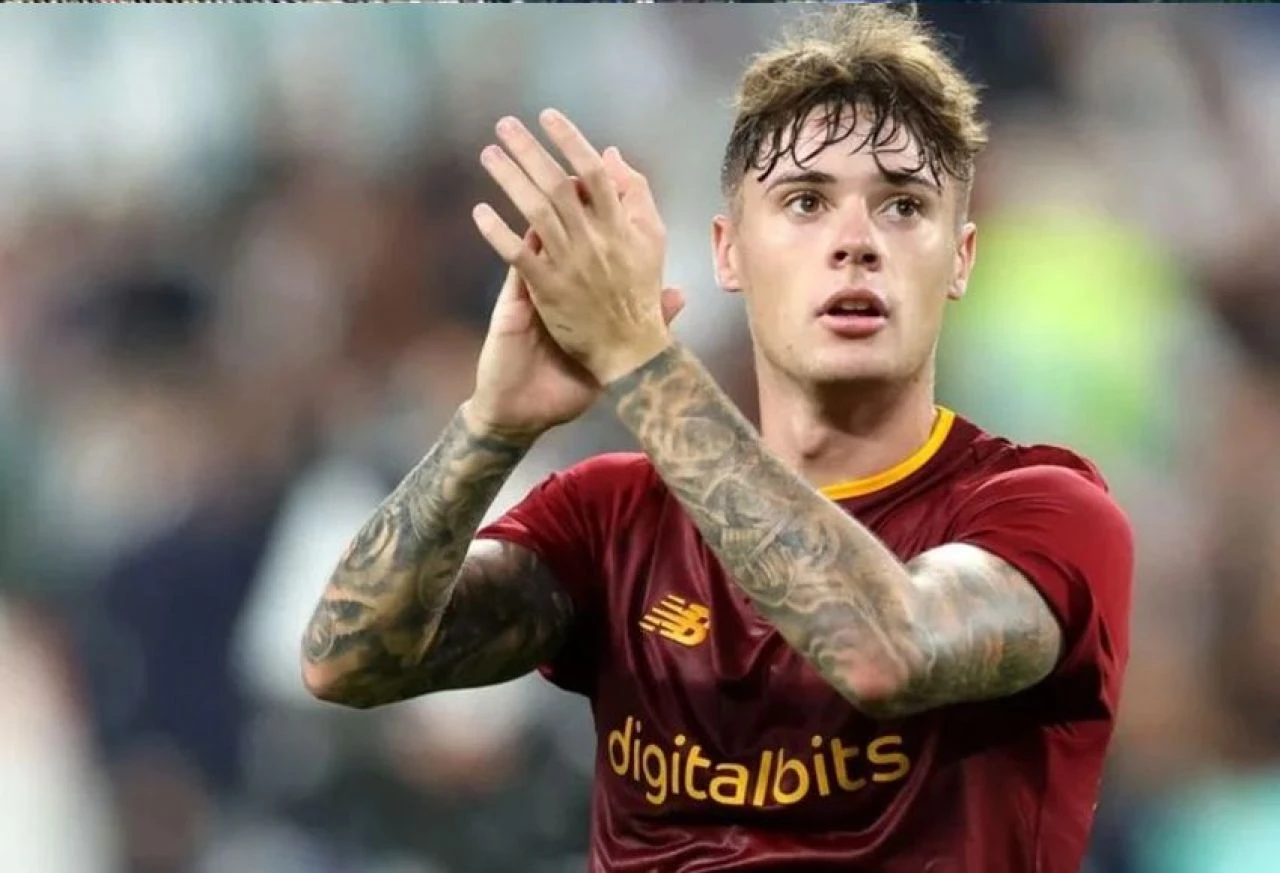 Roma'dan Zalewski'ye Galatasaray baskısı: Transferdeki son durumu yazdılar  - 1. Resim