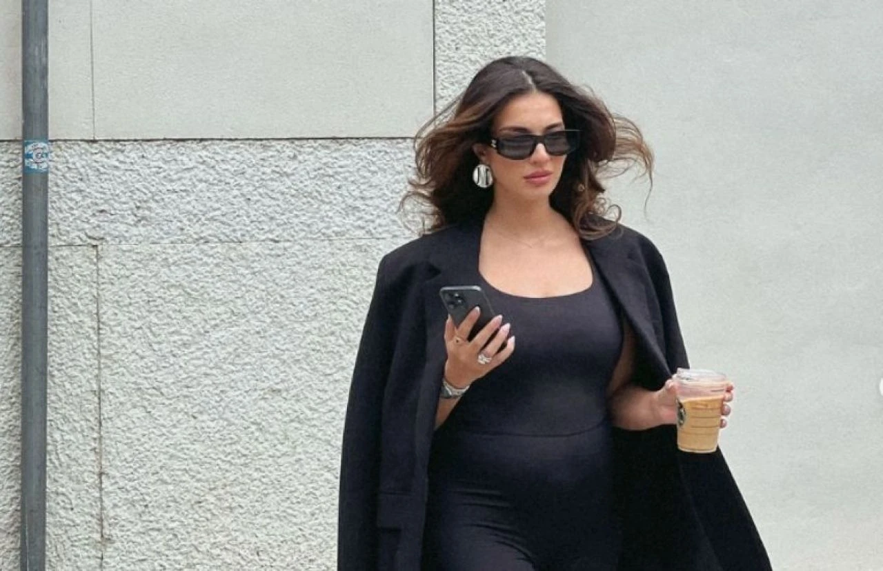 Yusuf Yazıcı ile evlenen Melisa Aslı Pamuk hamile! Karnı burnunda pozlara beğeni yağdı - 2. Resim