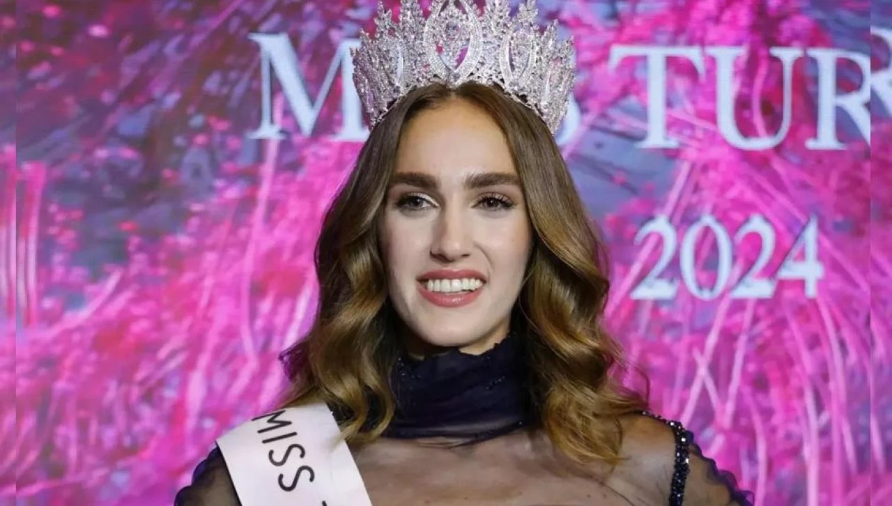 Bülent Ersoy'dan Miss Turkey yorumu: Erkeksi hatları var - 1. Resim