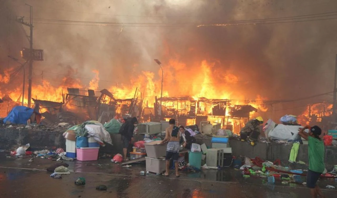 Filipinler alevlere teslim oldu: Beşinci alarm düzeyine geçildi - 2. Resim