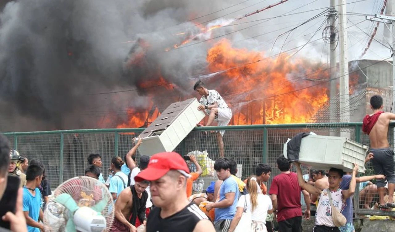 Filipinler alevlere teslim oldu: Beşinci alarm düzeyine geçildi - 3. Resim