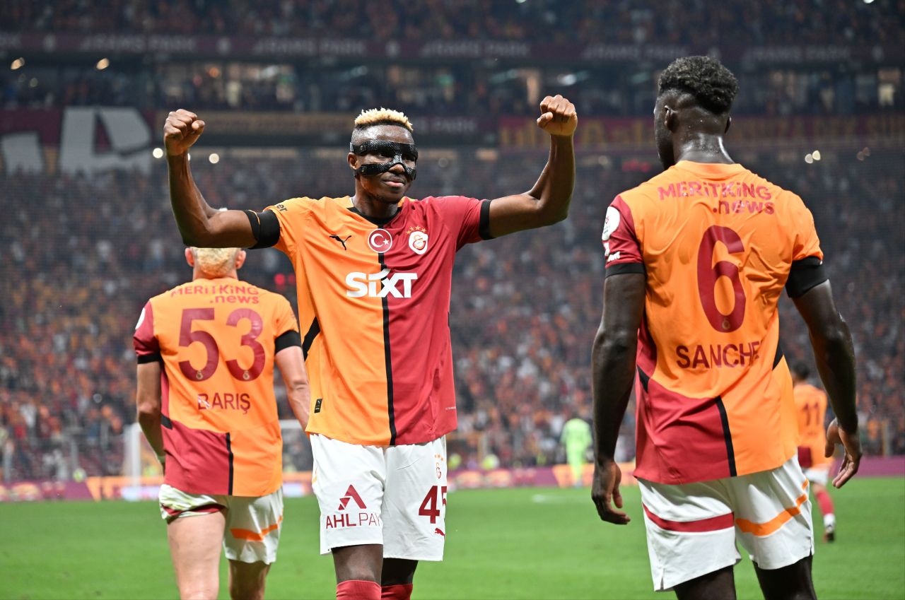 Galatasaray, Rizespor engelini 5 golle geçti! Osimhen ilk maçına çıktı - 2. Resim