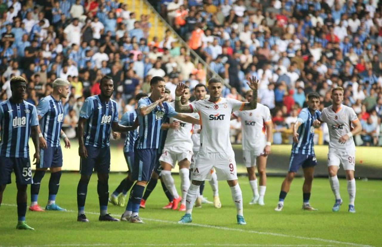 Galatasaray taraftarını endişelendiren iddia: Mauro Icardi'ye sürpriz takım talip oldu!