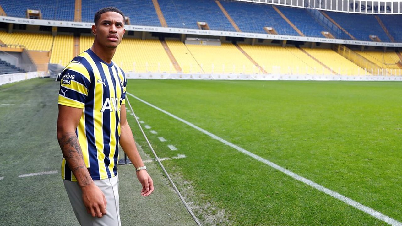 Jayden Oosterwolde&#039;ye müjde: İzlemeye geliyorlar!