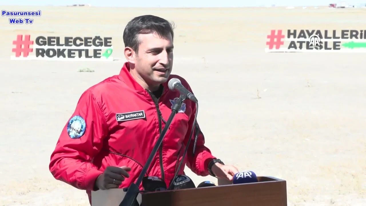 Selçuk Bayraktar, TEKNOFEST Roket Yarışması açılışında konuştu: Tam bağımsız, müreffeh Türkiye vurgusu! - 3. Resim