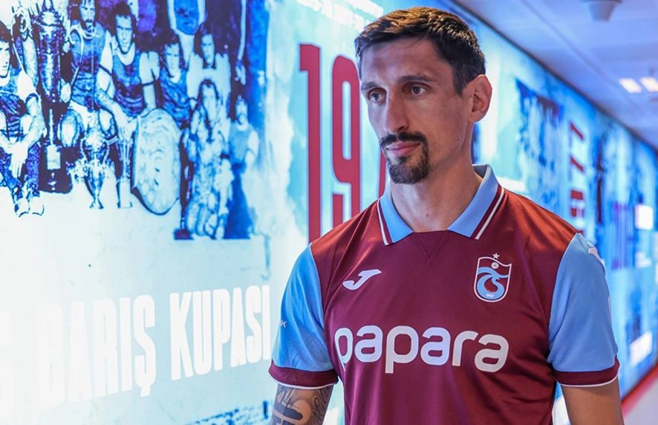 Süper Lig'e yıldız yağdı: Yaz transfer döneminde bonservis rekoru kırıldı! - 3. Resim