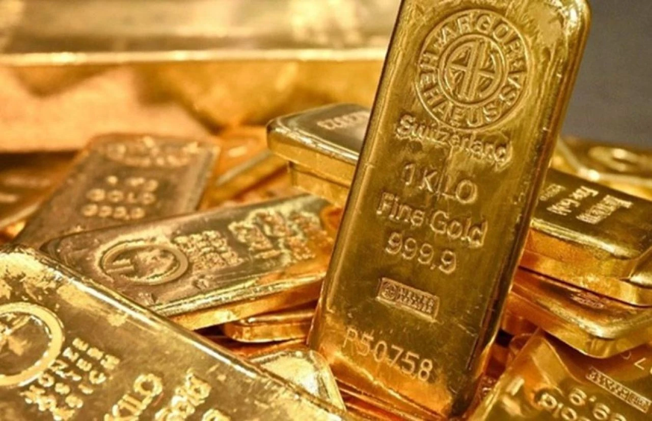 Altın için 3 kritik rakam! OpenAI'in yeni versiyonunda altın için yıl sonu tahmini yapıldı