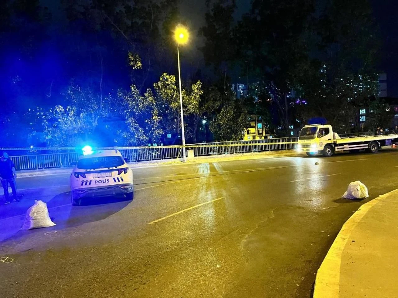 Esenyurt’ta akrabalar arasındaki silahlı çatışmada ortalık savaş alanına döndü!