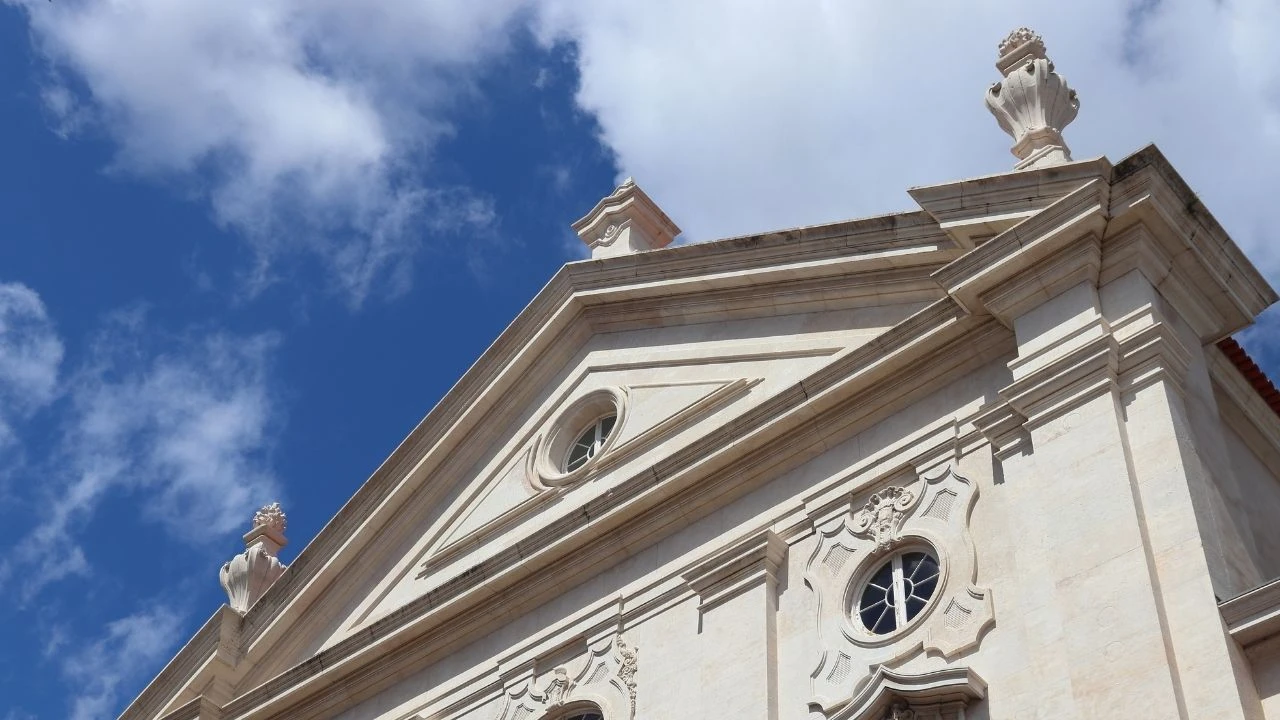 Fed faiz kararı bu hafta piyasaları sarsacak! Wall Street faiz indiriminin boyutu için ikiye bölündü